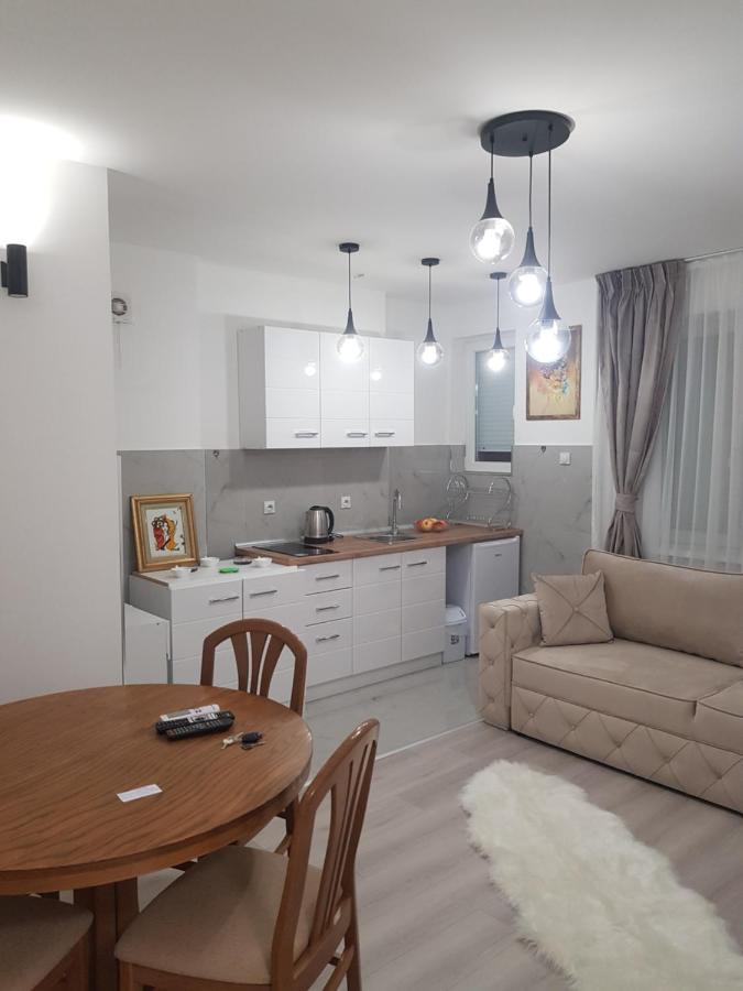 City Diamond Apartment สโกเปีย ภายนอก รูปภาพ