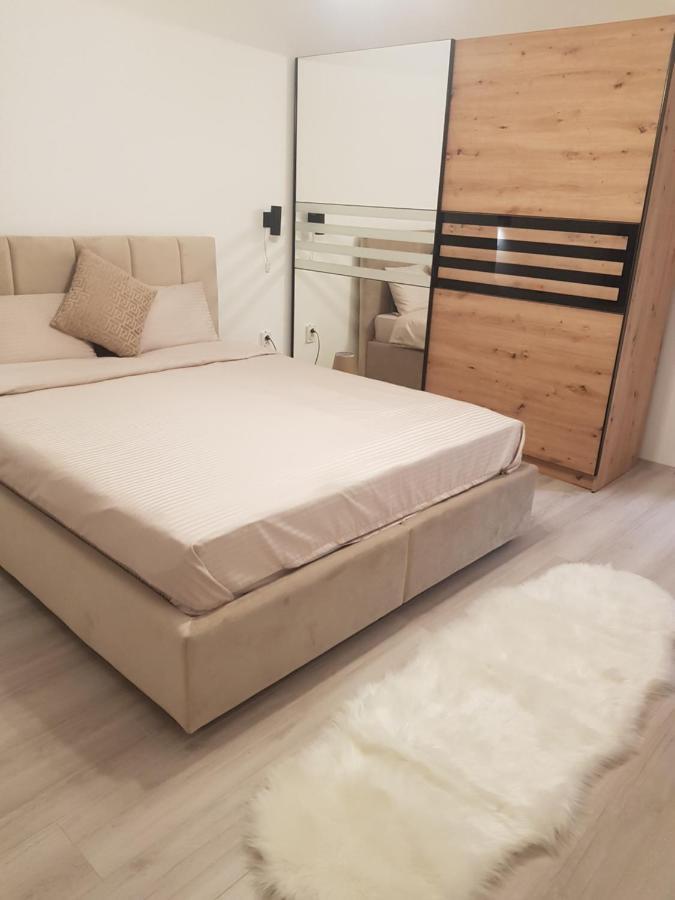 City Diamond Apartment สโกเปีย ภายนอก รูปภาพ